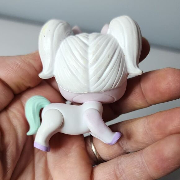 LOL SURPRISE HORSE UNIPONY PET FIGURE EYE SPY SERIES - Picture 5 of 6